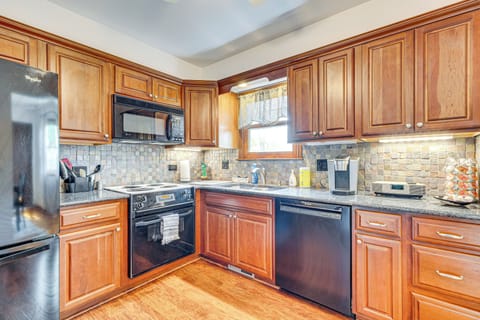 Kitchen | 1st Floor | Dishwasher | Keurig Coffee Maker | Cooking Basics
