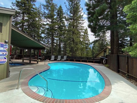 Hidden Valley Swimming Pool