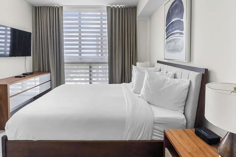 Comfortable Unit with Queen bed