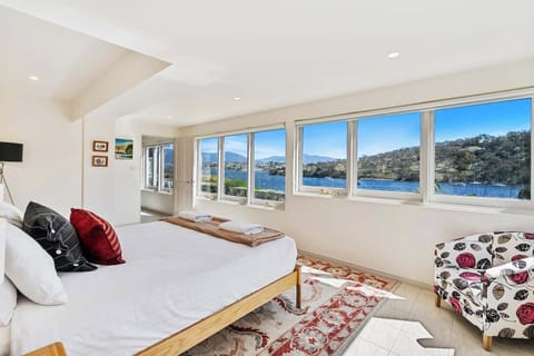 Each bedroom has amazing views as well walkin robe and bathroom.