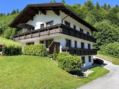 Appartement Maria Theresia - apartment/apartment, shower, 2 bedrooms Apartment in Salzburgerland