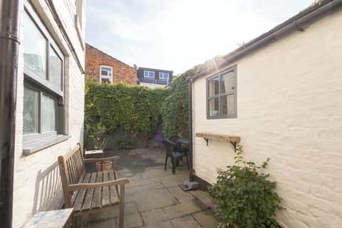 Garnet Street, Saltburn-by-the-Sea - Host & Stay