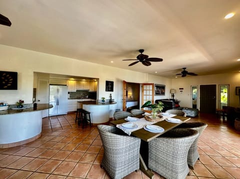 Mandavilla Rose Dining Area (2)