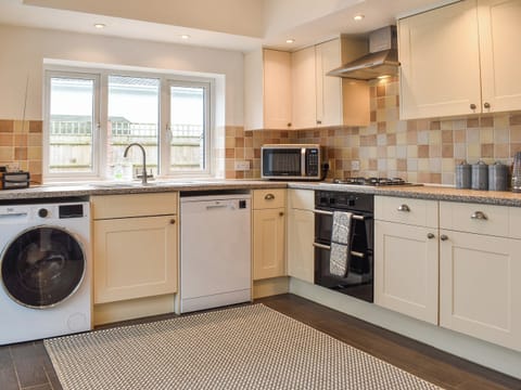 Kitchen | Little Thatch, Ringwood