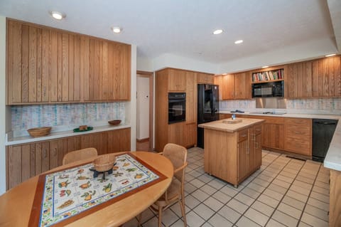 The kitchen offers plenty of counter and cabinet space to work and comes fully equipped!