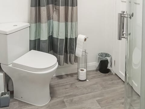 Bathroom | Ivy Rose Cottage, Tuddenham St. Martin, near Ipswich