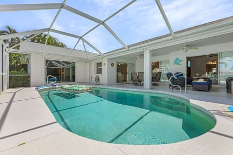 A pool and lounging area to soak up that Florida sunshine