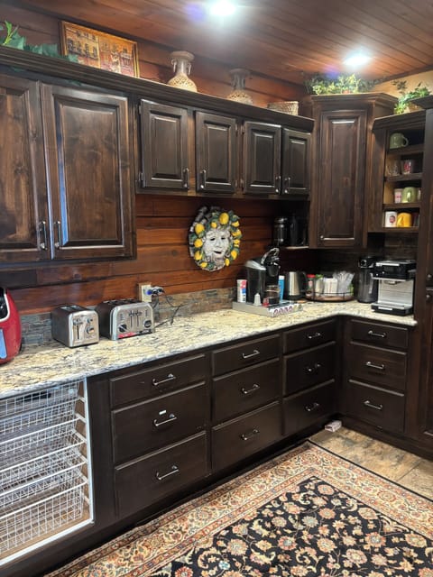 Coffee bar area in the kitchen. 