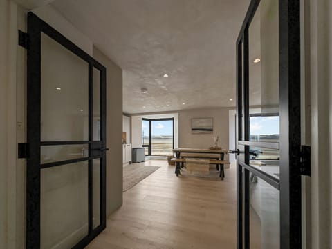 10a33cb6-2be3-4213-9509-d525439cafa9