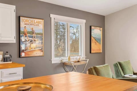 Open Living room offers a bar cart to mix up those favorite drinks or mocktails. 