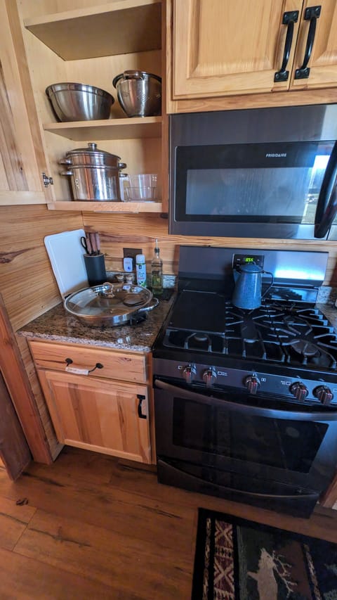 PXL 20241124 145747370