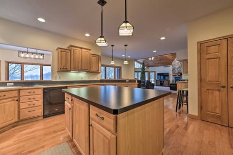 Beautiful fully equipped kitchen