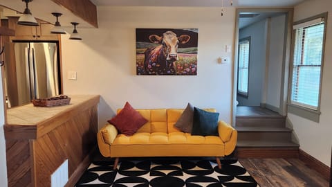 Entry Room living