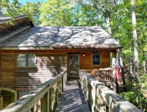 No Stairs, End Unit. No neighbors off the deck