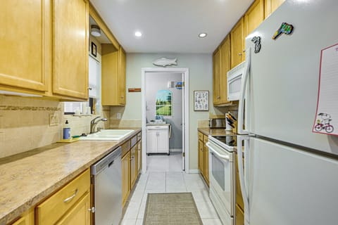 Kitchen | Cooking Basics | Drip Coffee Maker