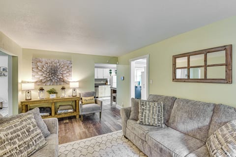 Living Room | Main Floor