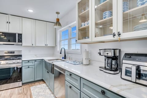 Mealtime will be a bay breeze!