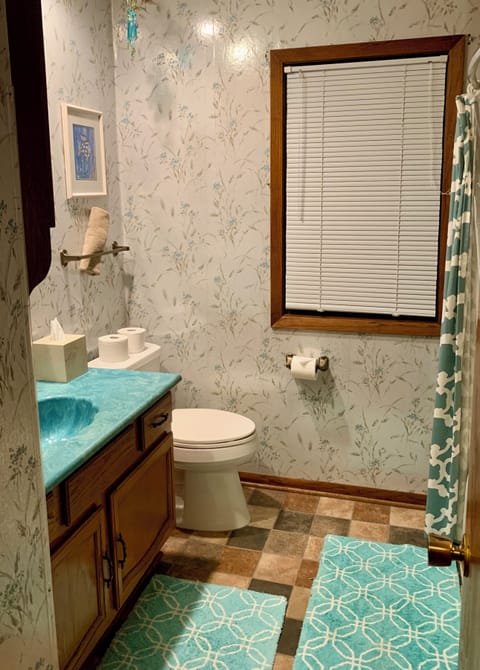 Upstairs bathroom