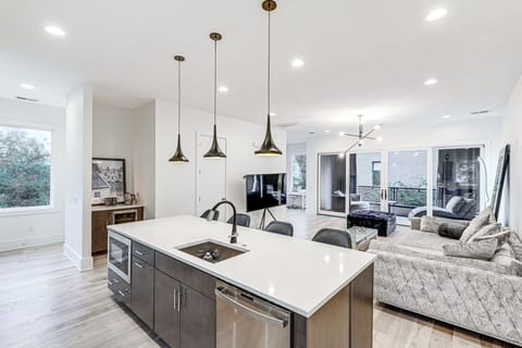 Nashville Vacation Rental | 3BR | 3.5BA | 2,100 Sq Ft | Stairs Required