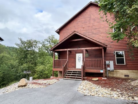 Endless Memories located in Black Bear Ridge Resort