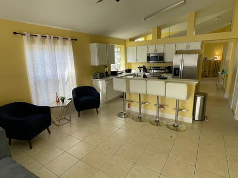 Spacious entertaining area