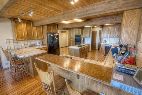 Main Level- Bar Area