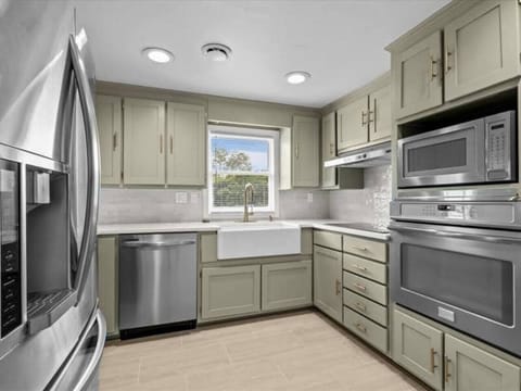 0702b00a bee6 4a95 9248 e4a21825354f