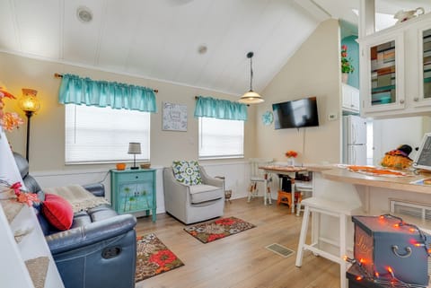 Living Area | Smart TV | Free WiFi | Central Heating & A/C