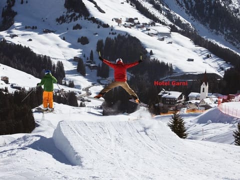 Snow and ski sports