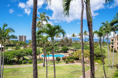 Step out onto your private top-floor lanai and take in sweeping views of the sparkling pool, lush Kaanapali Golf Course, and hints of the Pacific beyond.