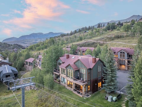 Terraces 1101 - Drone Angle - Vivid Vacation Rentals Telluride
