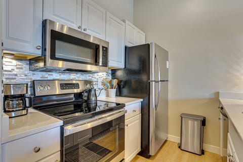 Kitchen | Dishwasher