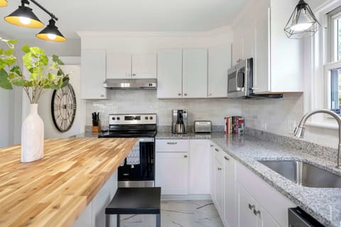 Cook and entertain in style with a sleek, modern kitchen