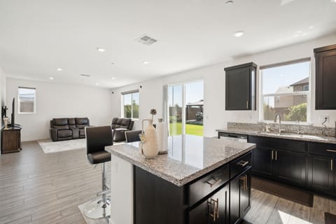 Indoors, Home Decor, Floor, Building, Furniture