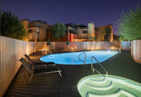 Under the soft glow of evening lights, this serene pool and spa invite you to unwind beneath the starlit sky. ✨ A perfect nighttime retreat for relaxation and rejuvenation. #DesertNights #LuxuryStay