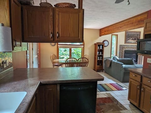 Kitchen/Dining room - Kitchen/ Dining room