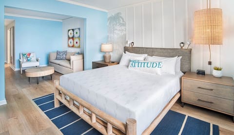 Unit with comfortable bed