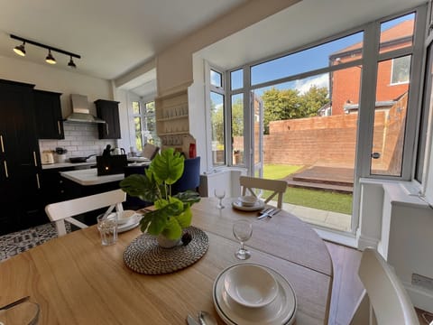 Dining with patio view, enjoy meals with a view!