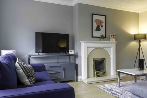 Living Room / Lounge