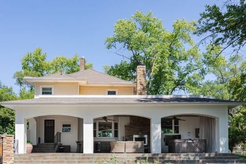 Welcome to Urban Oasis. 