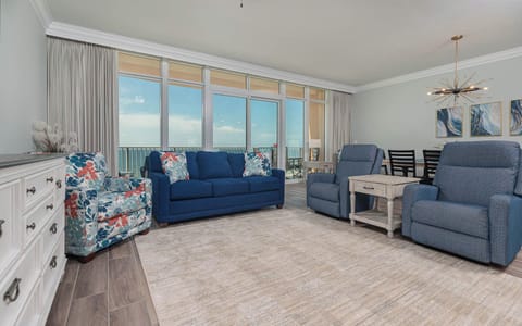Phoenix Gulf Towers 702, Tower One, Orange Beach, Alabama, beach front, 2 bedroom condominium on the 7th floor