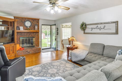 Living Room | Single-Story Home | Central A/C & Heat