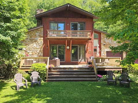 It's spring at Rustic Woods, which means the outdoor furniture is all set up.