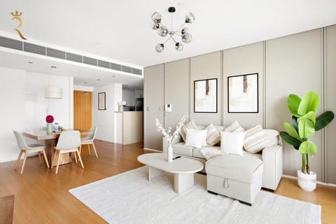 Experience elegance and comfort in this beautifully designed living space.