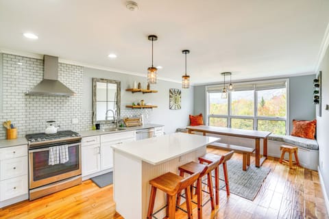 Dover Vacation Rental | 3BR | 2BA | 1,998 Sq Ft | Steps Required