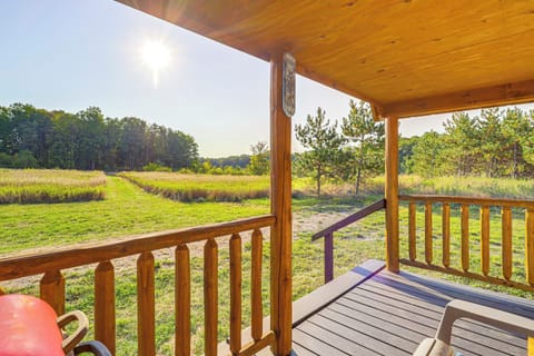 Central Lake Vacation Rental | 1BR | 1BA | 560 Sq Ft | 3 Steps to Enter