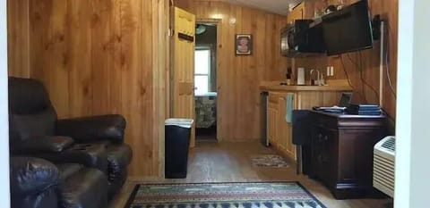 793a33cf-c7f3-413a-bf2c-01931c2da296