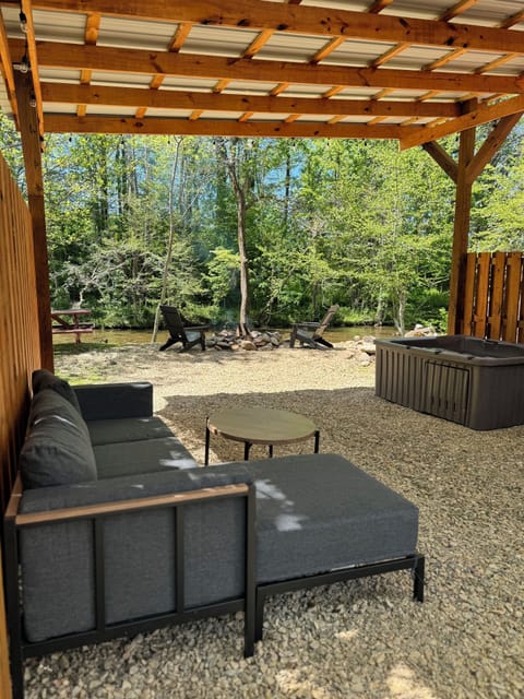 Image picker EA18D910 EAAA 4AE5 99E6 C45C7FAAE029 1406 000001FCB745A01F