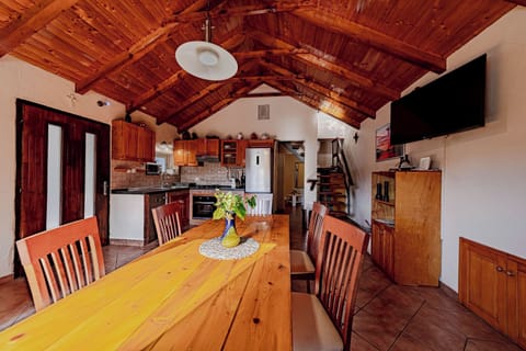Kitchen and dining area