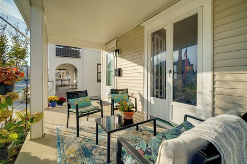 Ventnor City Vacation Rental | 2BR | 1BA | 1,300 Sq Ft | 3 Steps Required